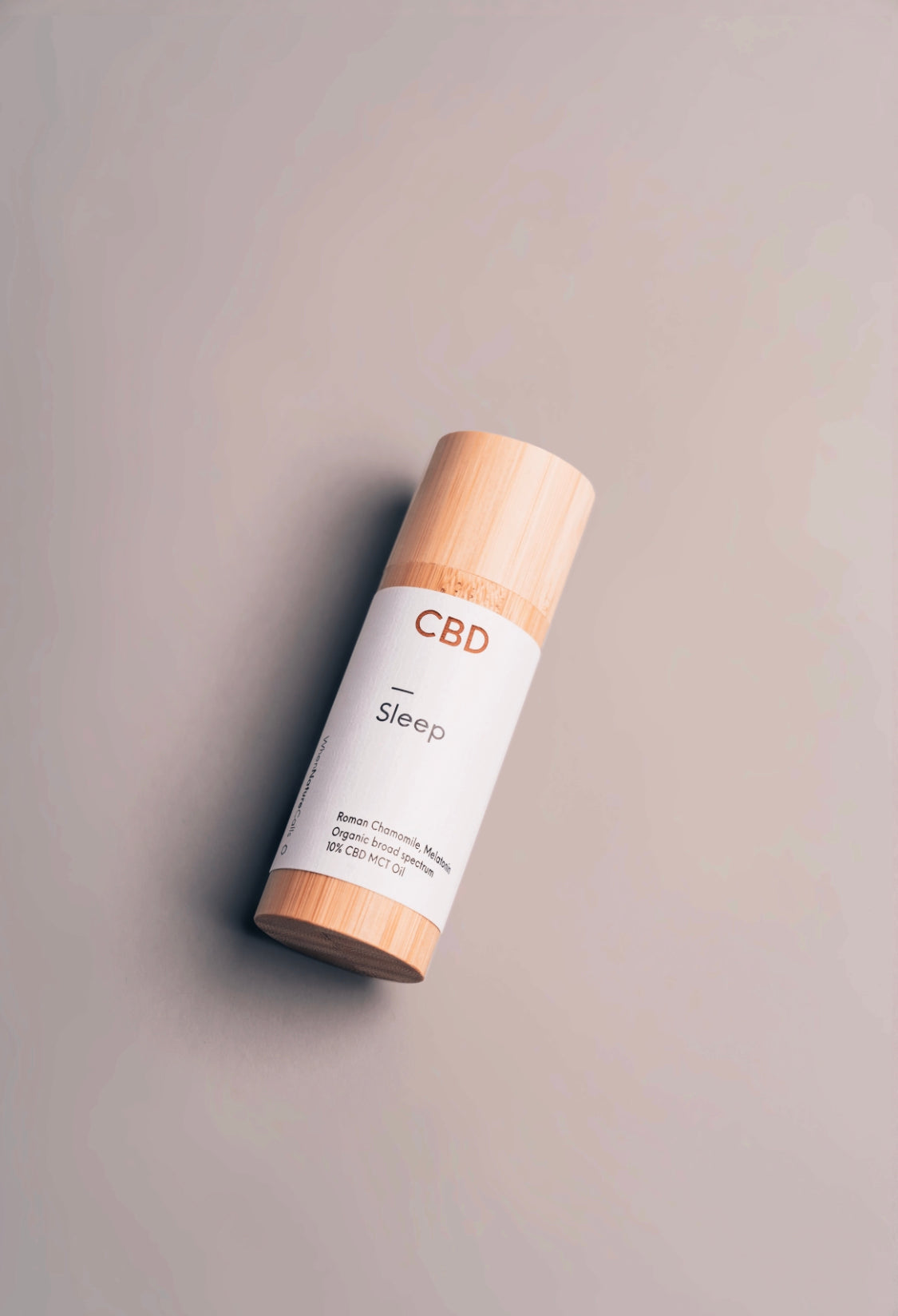 Organic Broad Spectrum 10% CBD MCT oil Roman Chamomile, Melatonin VERLANGT U OOK NAAR EEN BETERE NACHTRUST?
